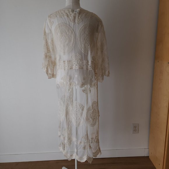 Rebellion mesh lace cream boho robe - Picture 4 of 10